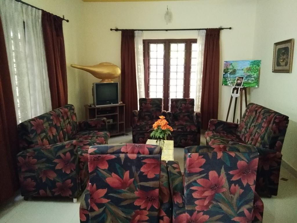 Birds Nest Home Stay Kochi Extérieur photo